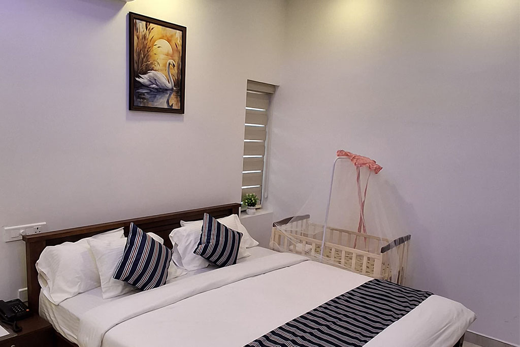 Lakeshore Rooms