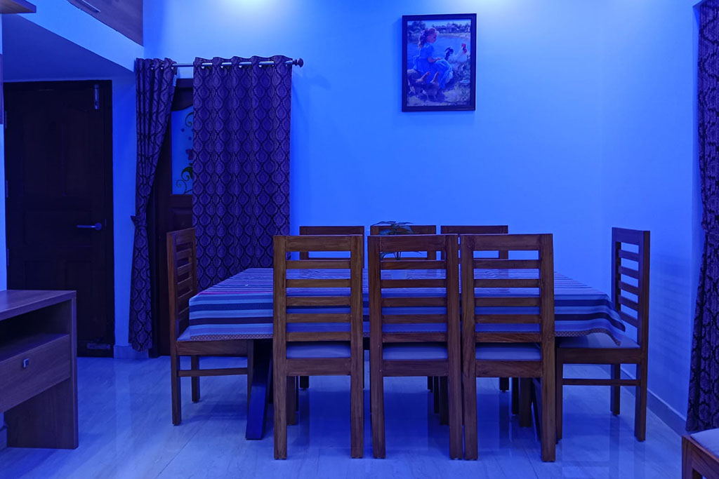 Lakeshore Rooms