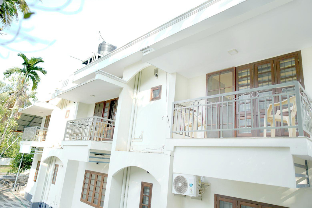 Lakeshore Rooms